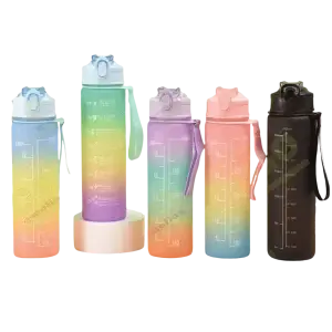 Plastikowa butelka podróżna