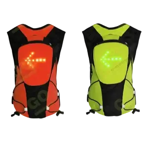 Plecak z kierunkowskazami LED i pilotem